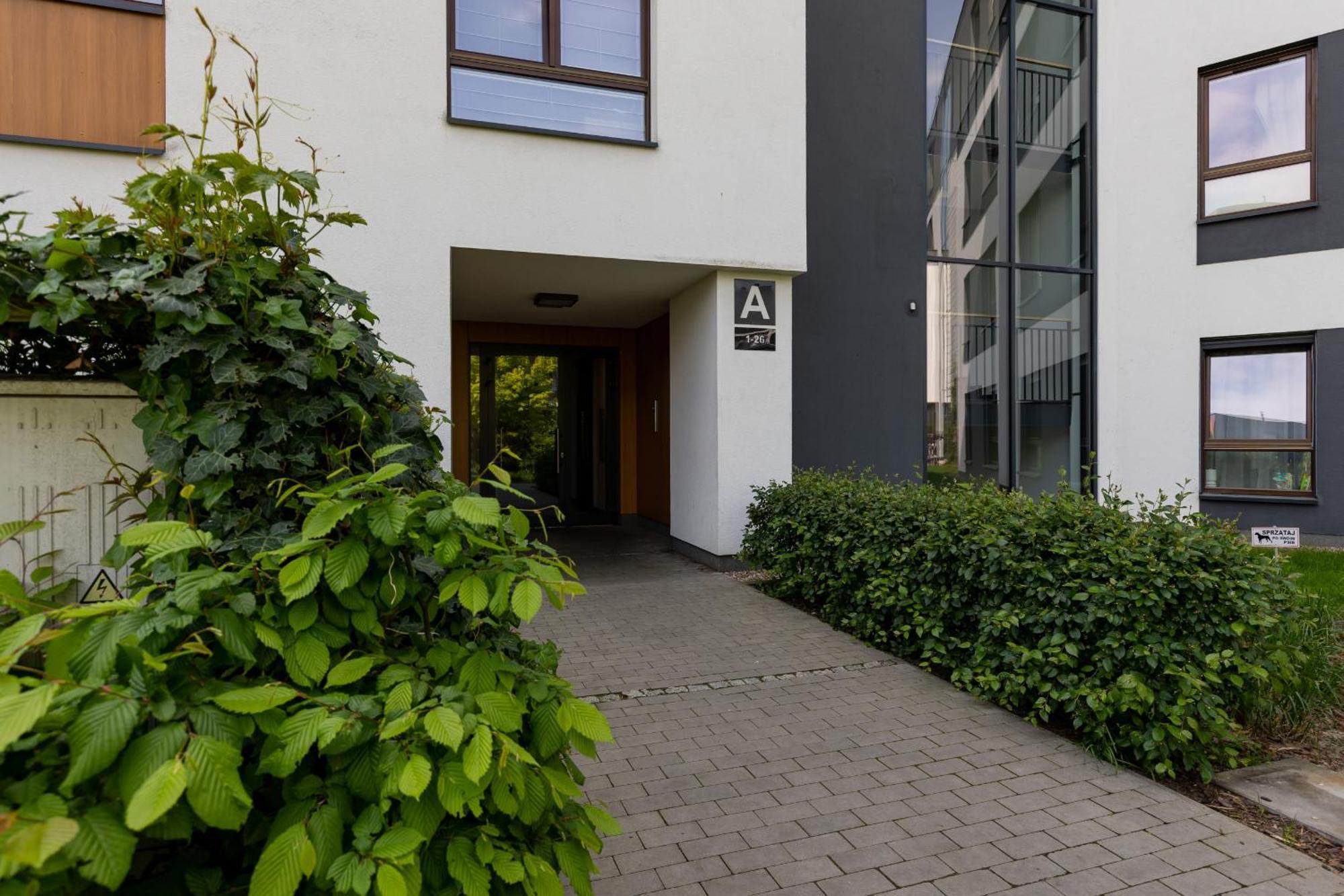 Royal Garden Apartment In Wilanow By Renters Prestige 바르샤바 외부 사진